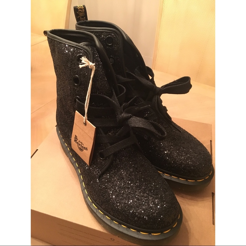 *Firm Price*DR. MARTENS 1460 FARRAH Combat Boots - Picture 4 of 6